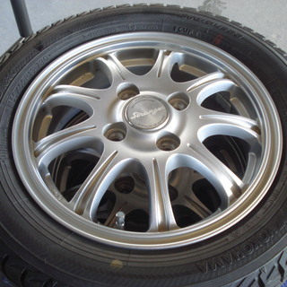 バリ山13インチ　軽自動車用スタッドレスタイヤ・アルミセット　中古