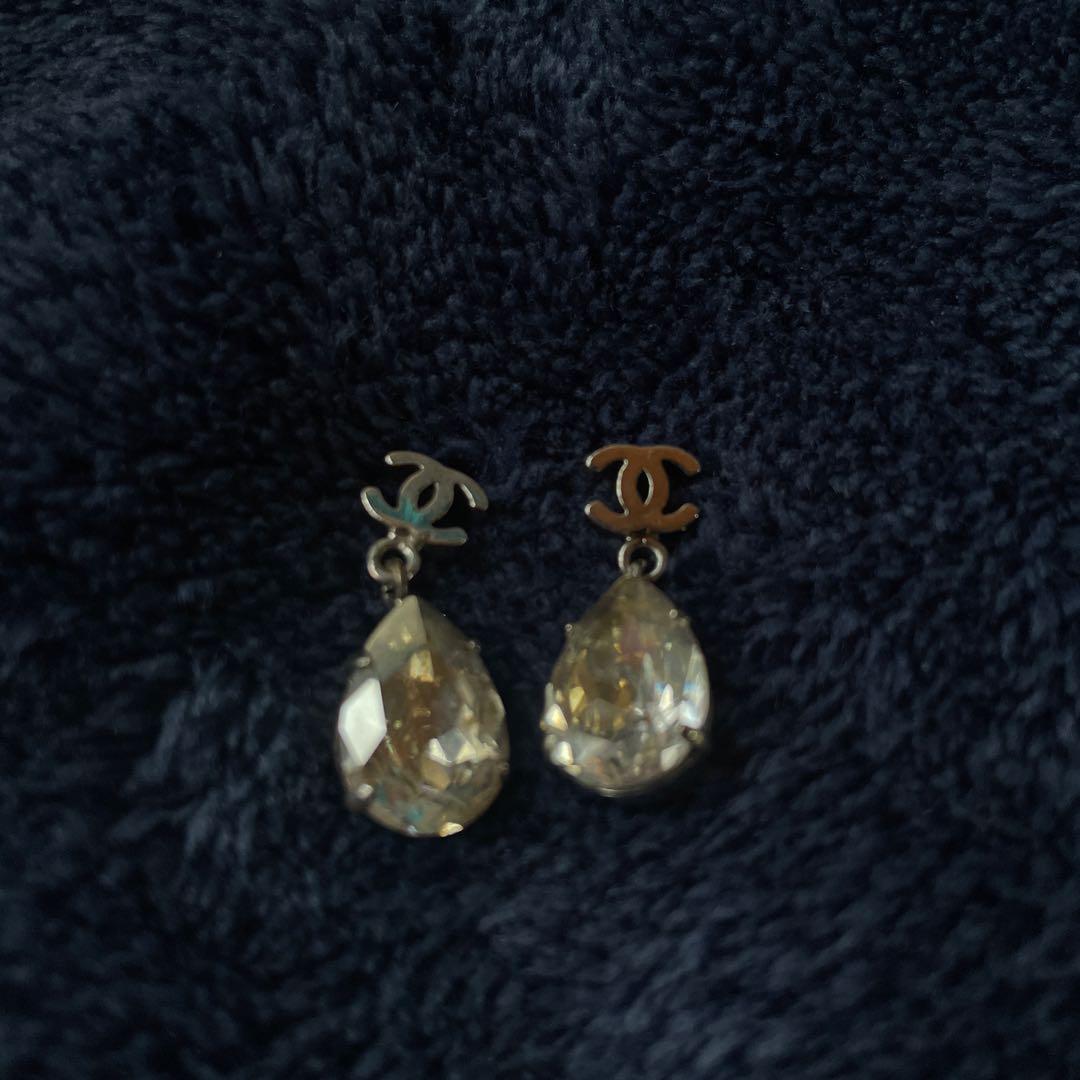 CHANEL ピアスシルバーティアドロップシャネル
