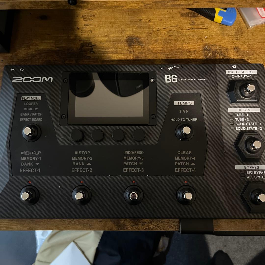 ZOOM B6 ベースマルチエフェクター